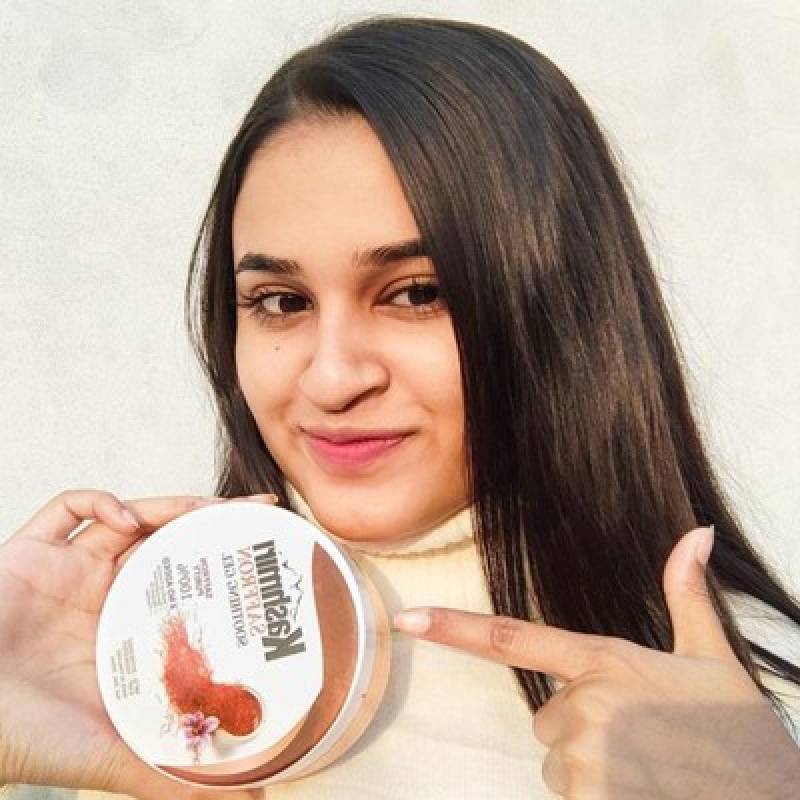 Kashmiri Saffron Soothing Gel made in Thailand
